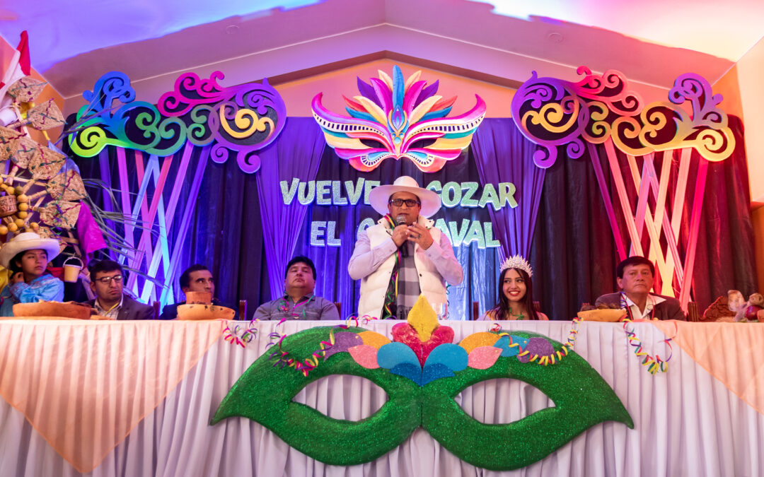 PRESENTAN AFICHE OFICIAL DEL CARNAVAL BAMBAMARQUINO 2023