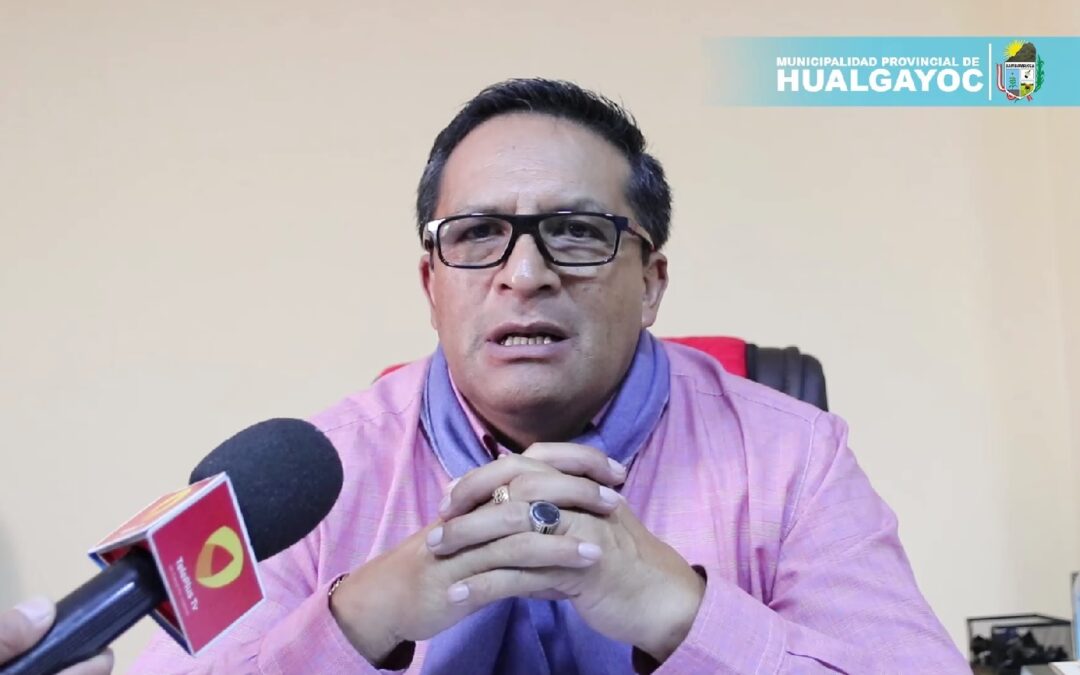 ALCALDE PROVINCIAL RATIFICA SU COMPROMISO Y RESPETO HACIA LAS ORGANIZACIONES DE BASE CANCELANDO EL CARNAVAL